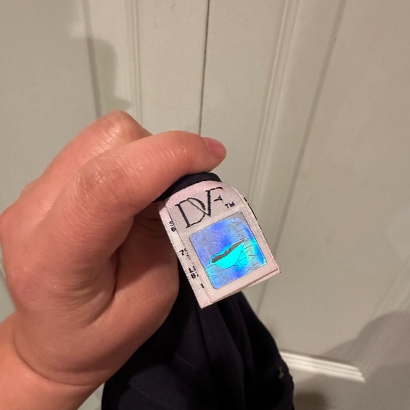 EUC Diane Von Furstenburg pencil skirt - Picture 4 of 5